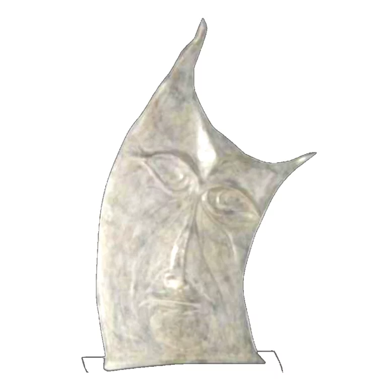 Imagen en tela (2011) escultura en bronce