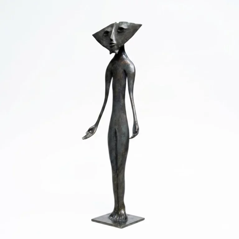 Mariposa mantarraya (2008) Escultura de Leonora Carrington